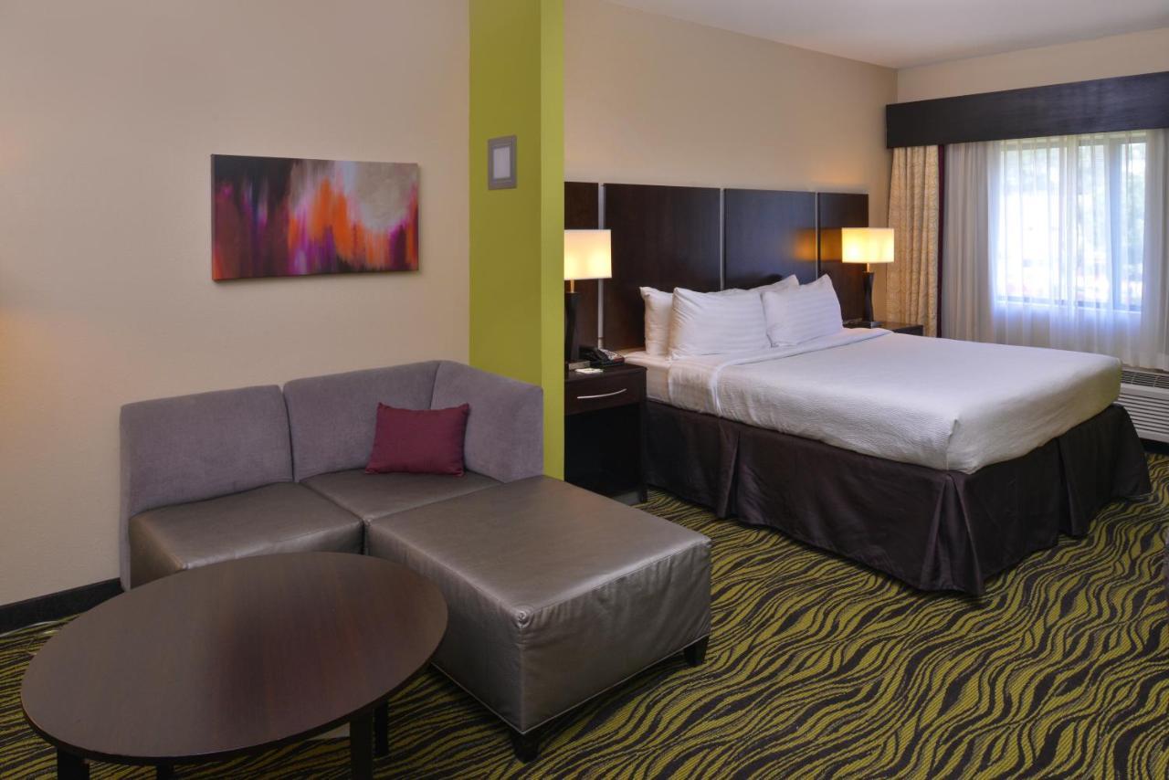 Holiday Inn Little Rock West - Chenal Pkwy, An Ihg Hotel Exterior photo